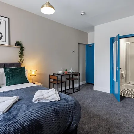 Centre 8 With Kitchenette, Free Wifi And Smart Tv By Yoko Apartment *