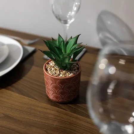 Apartamento Centre 8 With Kitchenette, Free Wifi And Smart Tv By Yoko Middlesbrough